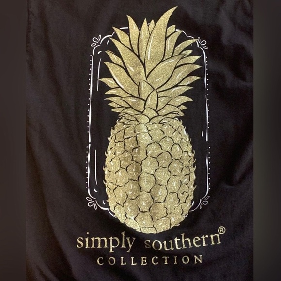 🔵 SALE 3/$25 SIMPLY SOUTHERN BLACK GOLD PINEAPPLE GRAPHIC LONG SLEEVE TEE SHIRT - Picture 3 of 12